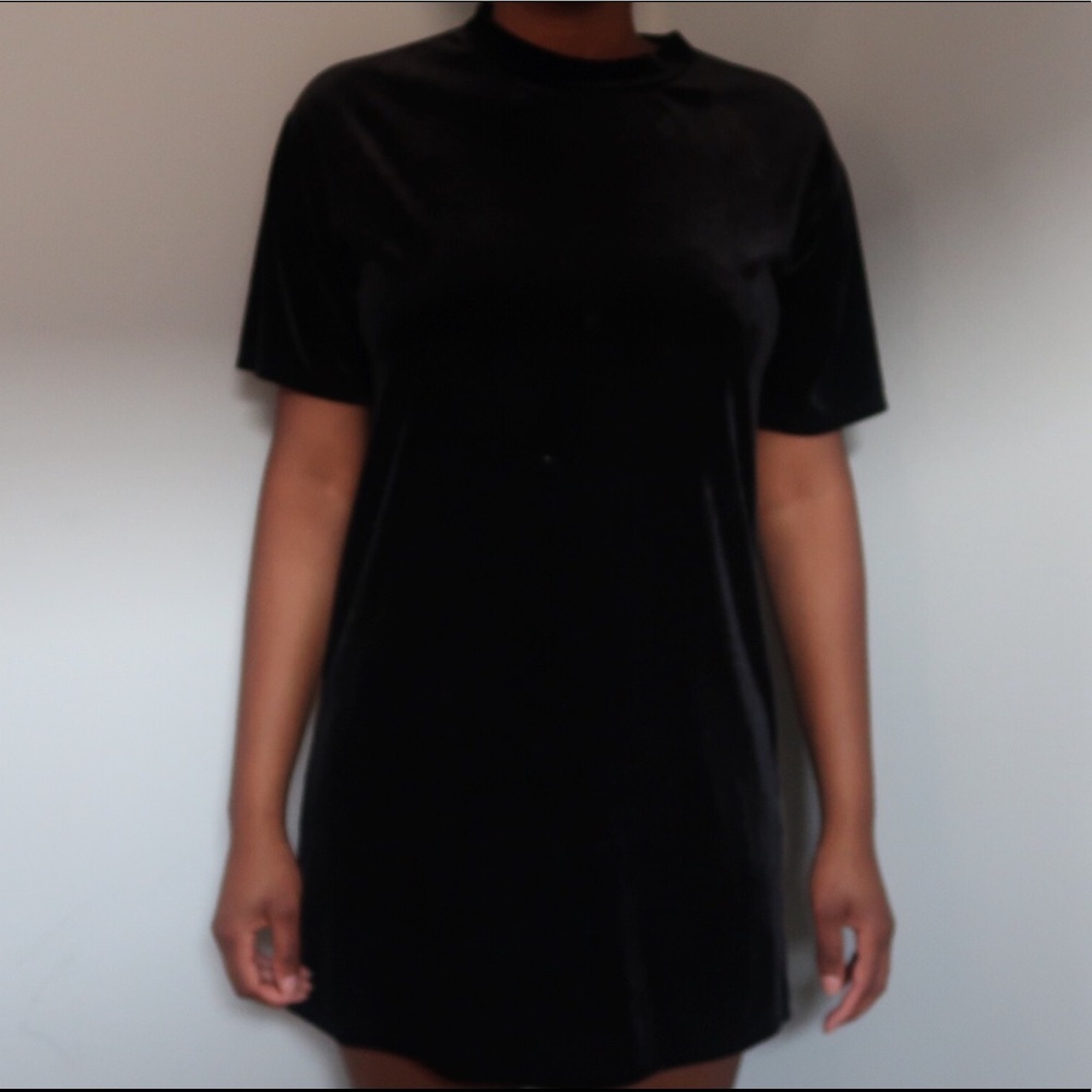 Worn ONCE! Black velvet dress